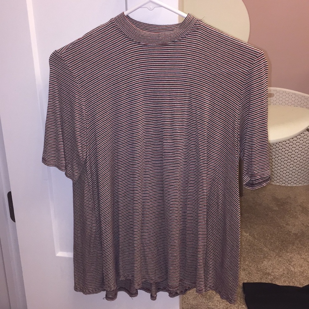 Flowy striped top- URBAN OUTFITTERS